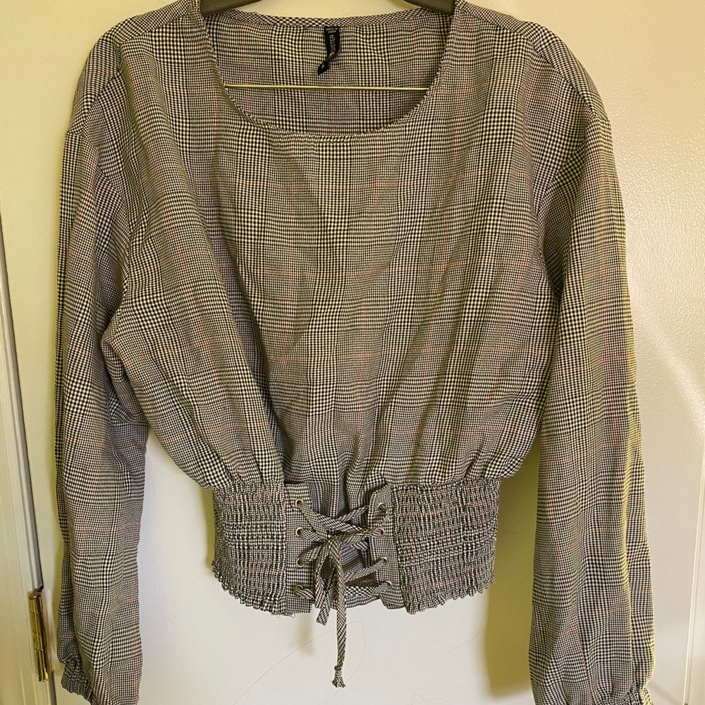 FB Sister | Patterned Long Sleeve Crop Top Small